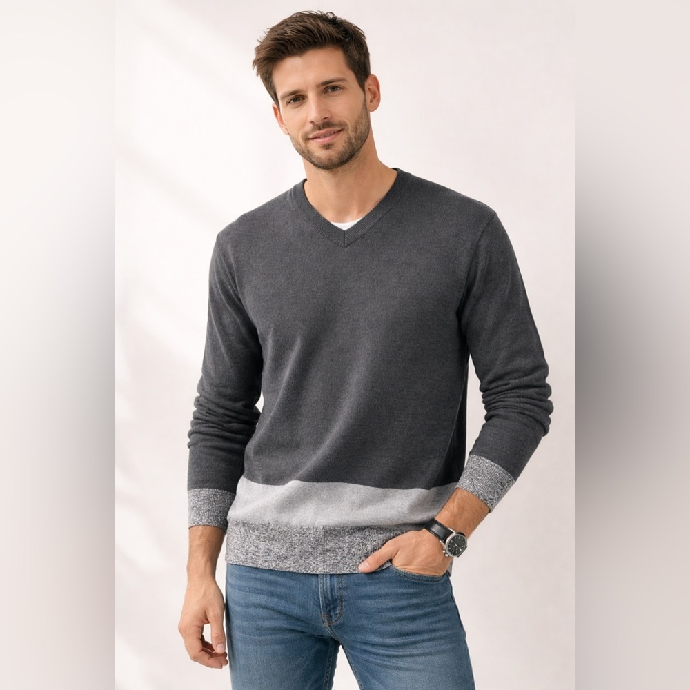 Hugo Boss Gray 3 Tone Cotton‎ V-Neck Sweater Sz. L NWT
